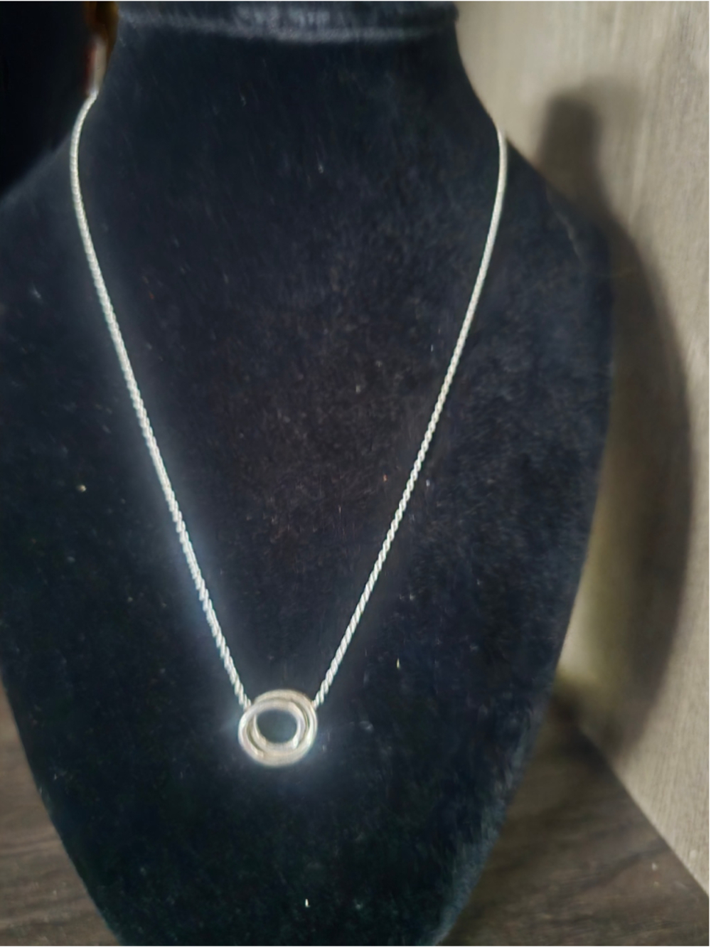 Retired Silpada 925 Sterling Silver Karma Swirl Rolling Ring Necklace 18-20"